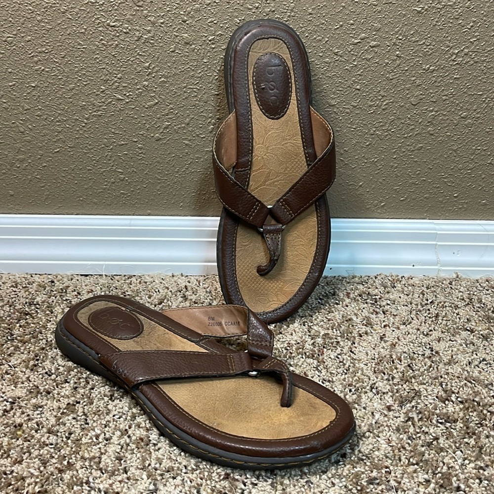 Brown thong boc summer slip on sandals Women’s 8M